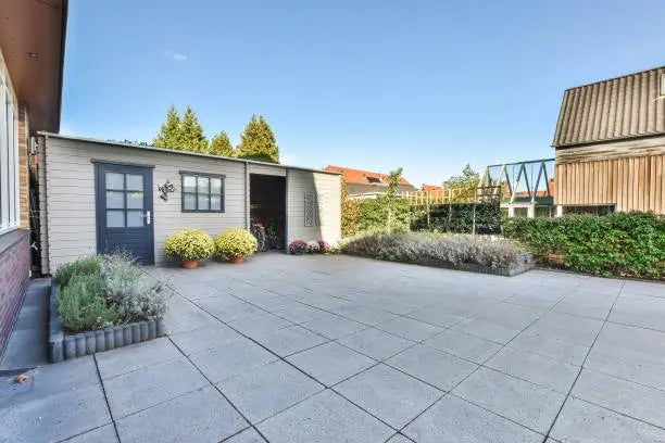 Brolægning af indkørsel/terrasse